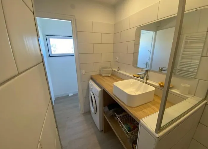 Pied Dans L'eau, Grand Frigo, Lave-vaisselle, Lave-linge, Parking Prive - Fr-1-326-787 * Marseillan (Herault)